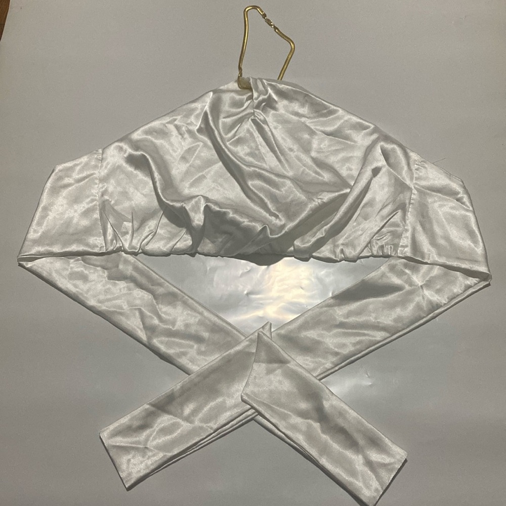 White and Chain Cropped Top